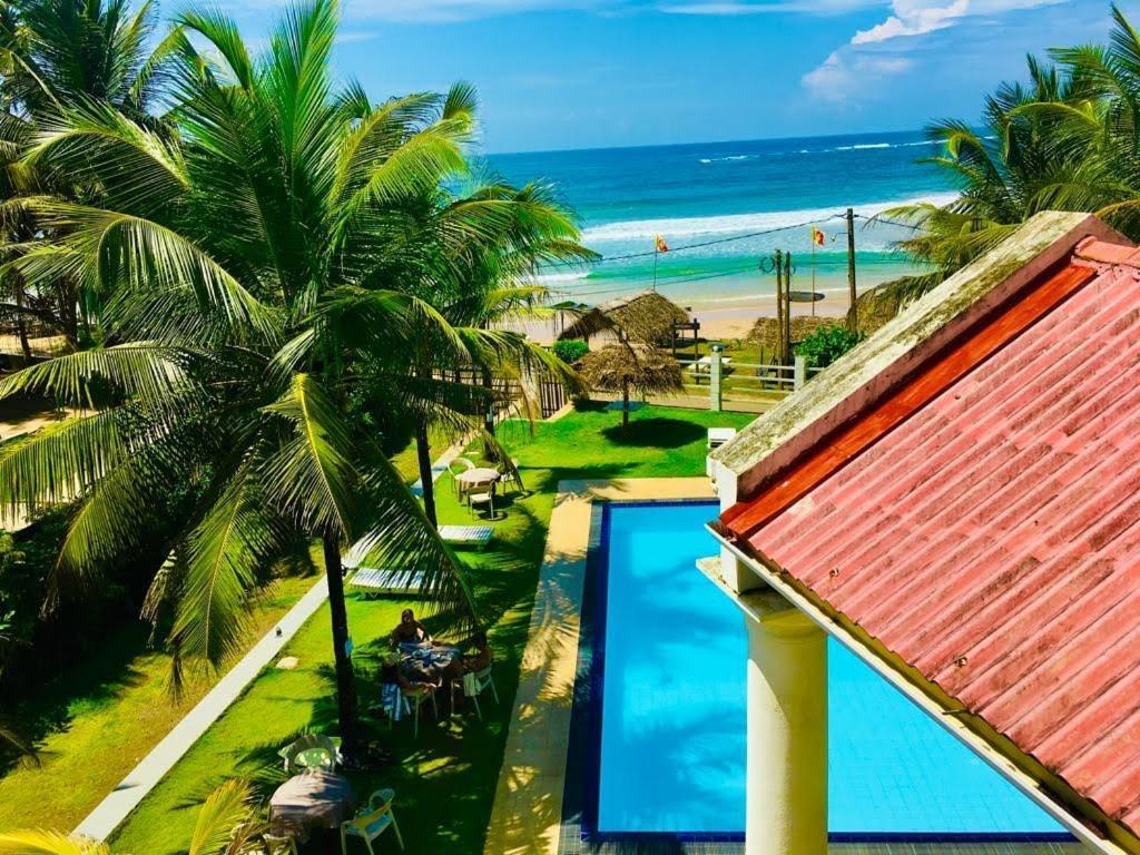 Crystal Resort Dikwella Esterno foto